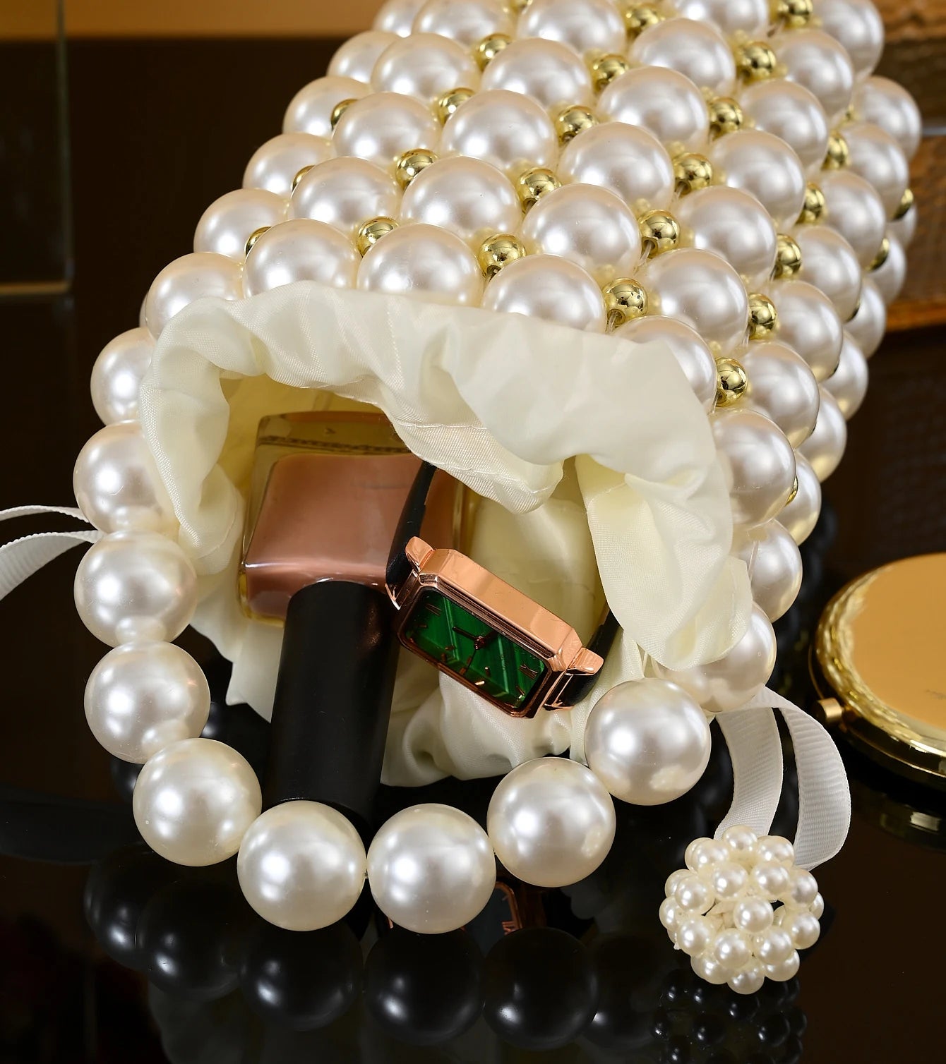 Women's Luxury Pearl Handbag Elegant Handmade Pearl Bucket Bag Detachable pearl chain shoulder Bag Dinner Party Evening Gown Bag