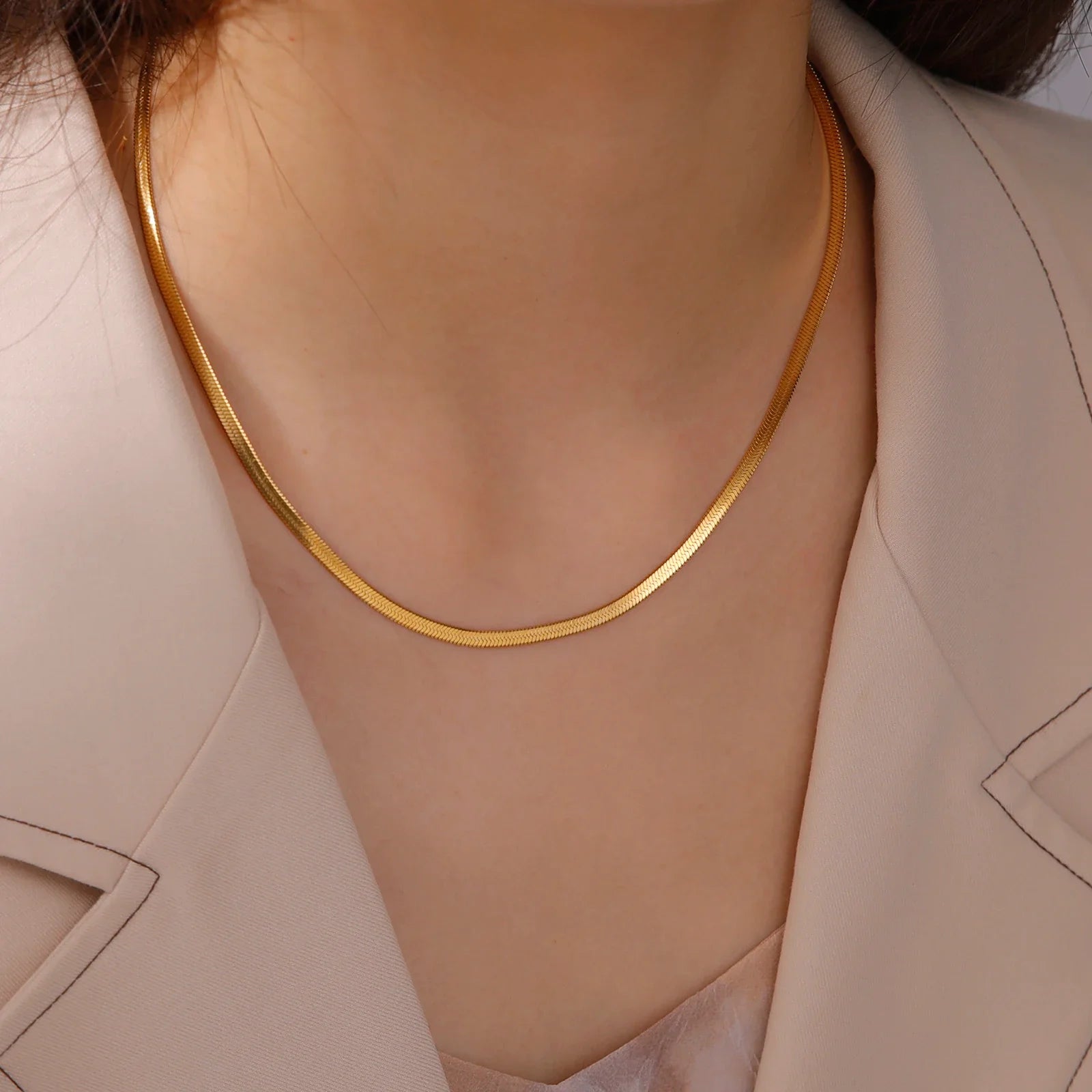 Skyrim Stainless Steel Gold Color Chain Necklace Women Minimalist Cuban Paperclip Twisted Snake Chain Fashion Jewelry Wholesale