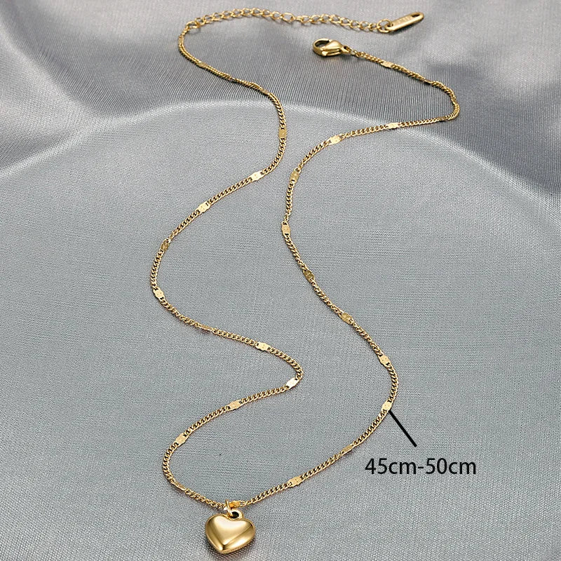 Stereoscopic Stainless Steel Will Not Fade Small Peach Heart  Golden Necklace for Women Love Heart Pendant Collarbone Chain Gift