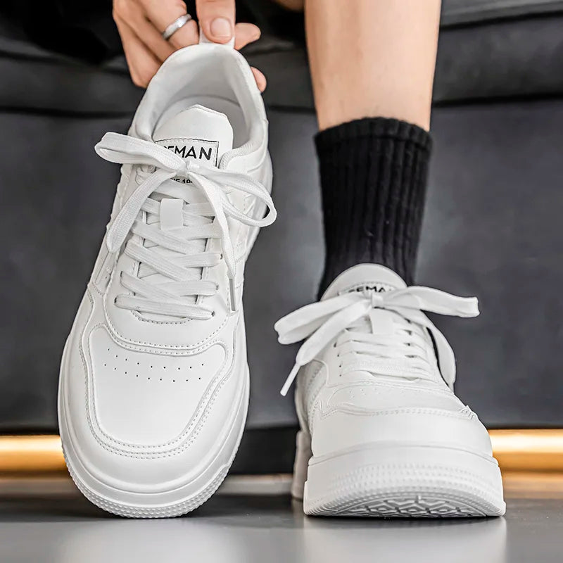 Students' white shoes four season breathable soft-sole non-slip men's casual flat shoes fashion youth outdoor sports board shoes