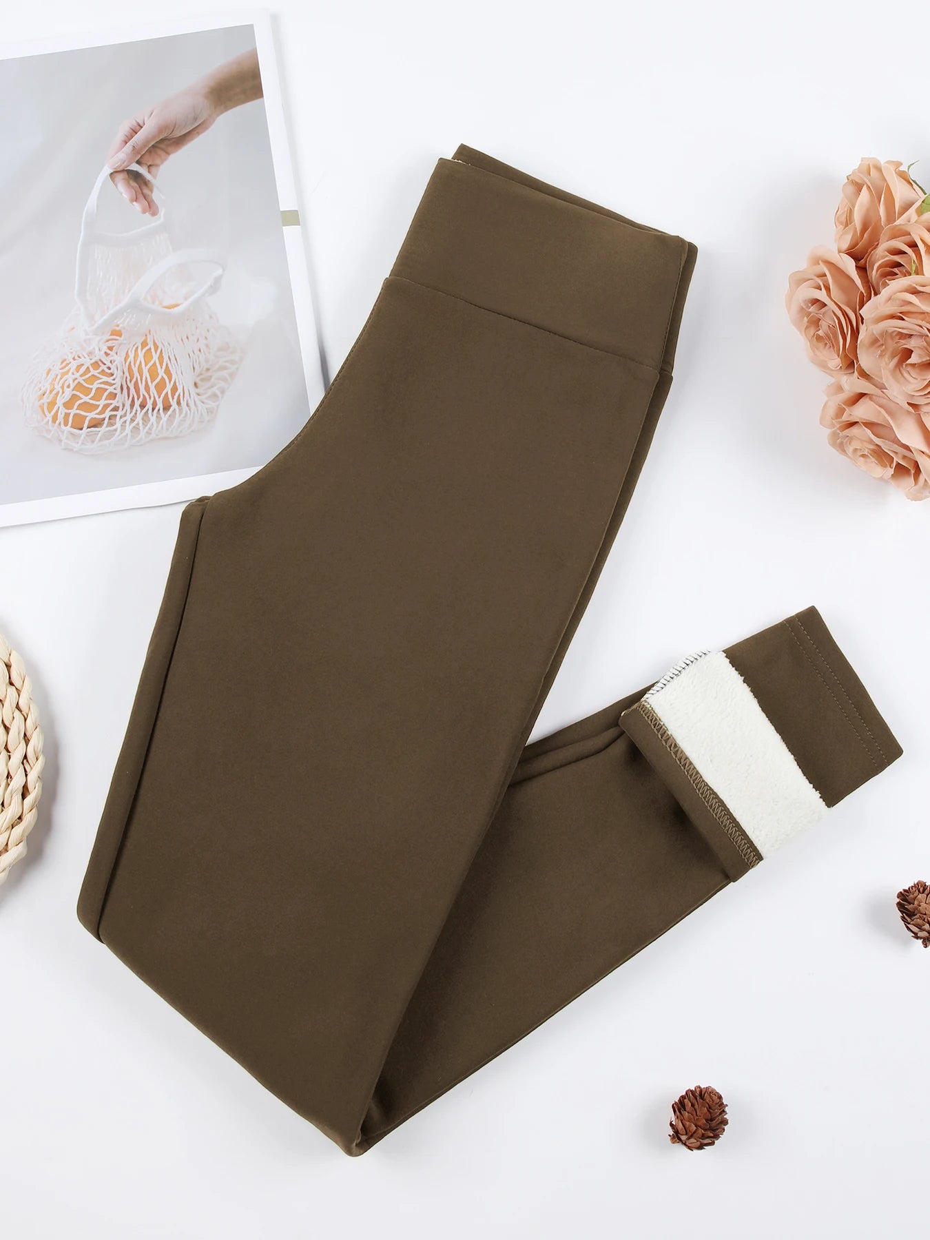 Women's Velvet High Waist Leggings Winter Thermal Thick Warm Stretchy Pants Cold-Resistant Slim Fit Comfortable Trousers