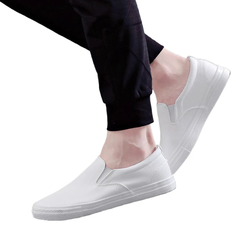 Fashion Cool Young Men Street Shoes Soft Flat Mens Casual Shoes Brand Male Footwear Black White Shoes KA3764